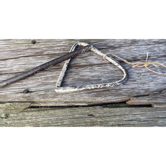 Antique Triangle Dinner Cowboy Bell and Rod Farmhouse Rustic - Picture 5 of 12